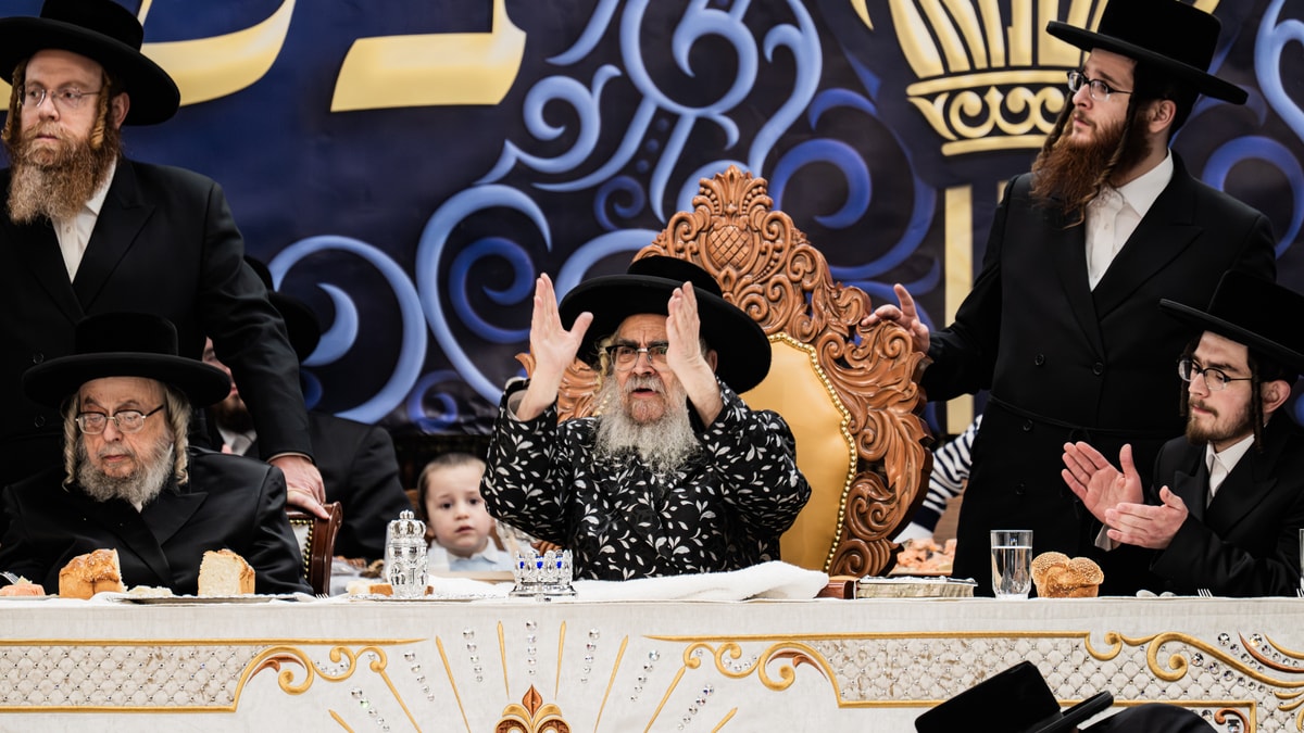 הרבי מסאטמר במתקפה חריפה: הניגונים והריקודים המודרניים בחתונות - תועבה ...